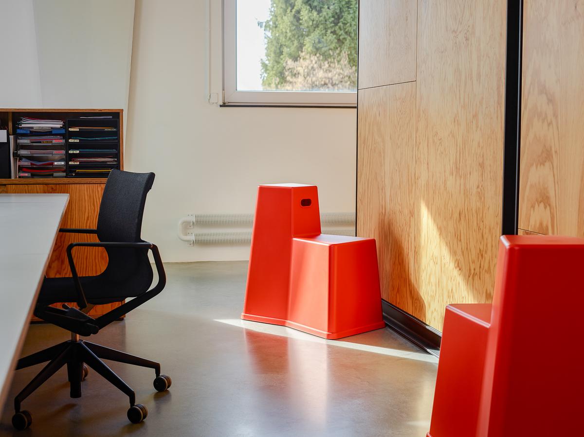 乐竞平台 - 坐具|吧椅/凳子|办公家具|设计师家具|Stool-Tool